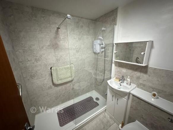 Shower Room.