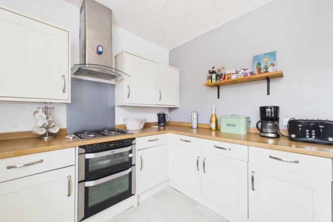 3 bed Terraced for sale Image 8