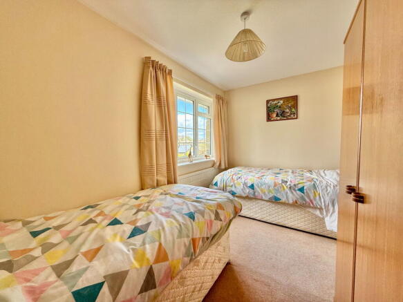 4 bed Detached for sale Image 12