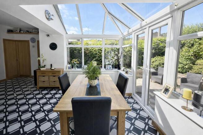 4 bed Detached for sale Image 5