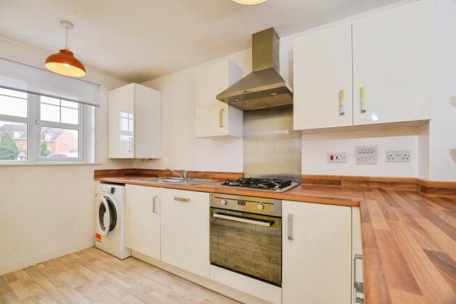 2 bed Terraced for sale Image 6