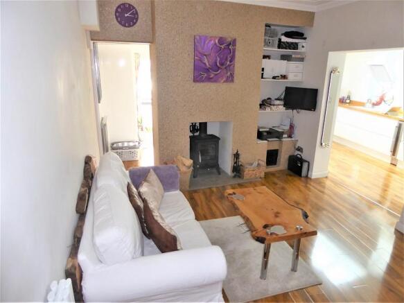 Open-Plan Lounge/Kitchen