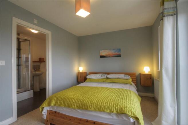 Master Bedroom Pic 3