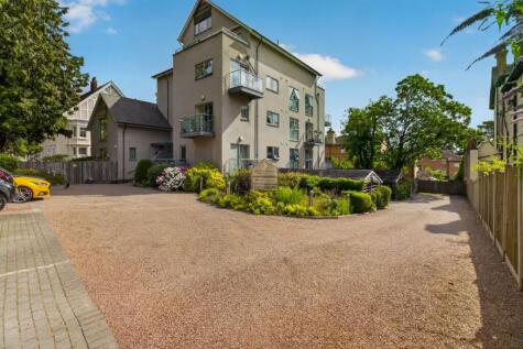 Crystal Mount, 59 Albert Road North, Malvern, Worcestershire, WR14 3AA