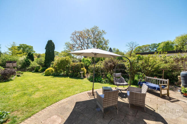 House in East Hampshire, Hawthorn, Four Marks - View 4