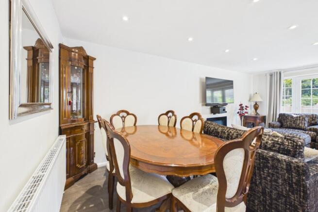 3 bed Detached for sale Image 9
