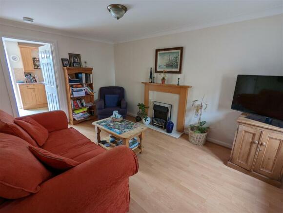 Front room 1.jpg