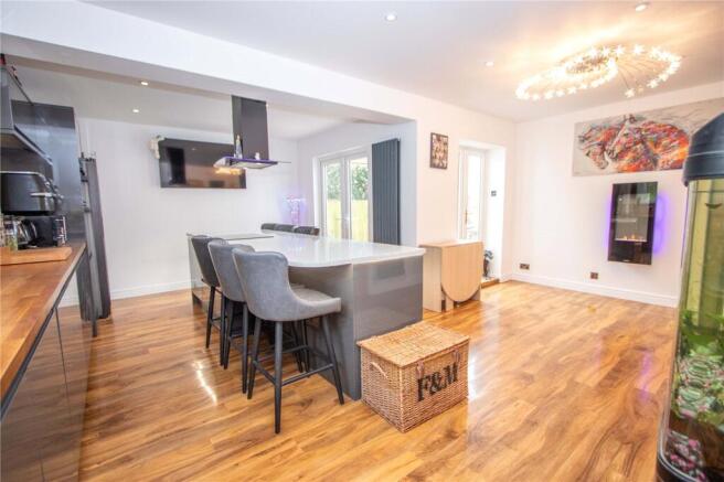 Kitchen/Dining Room