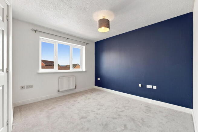 3 bed Semi-Detached for sale Image 10
