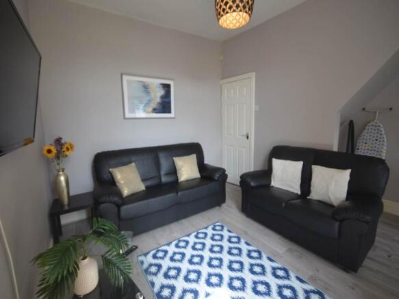 Lounge - 2