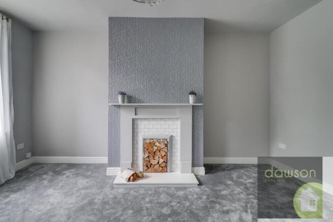2 bed Terraced to rent Image 4