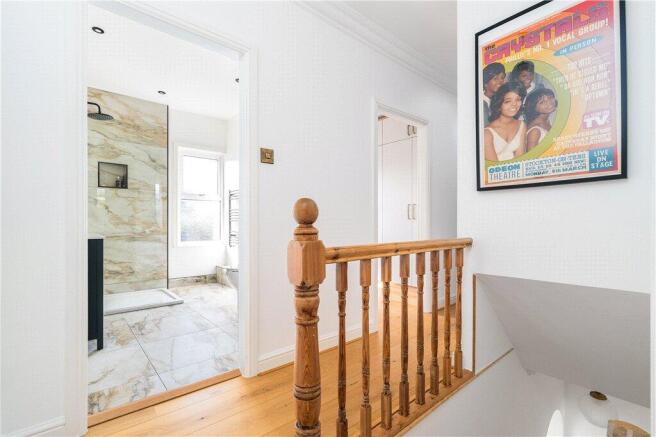 2 bed Terraced for sale Image 8
