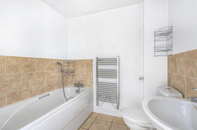Photo 10