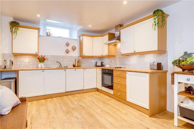 2 bed Detached for sale Image 5