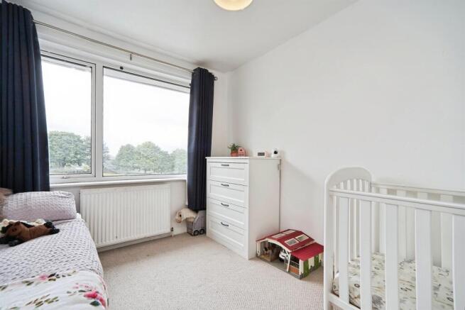 3 bed Semi-Detached for sale Image 11