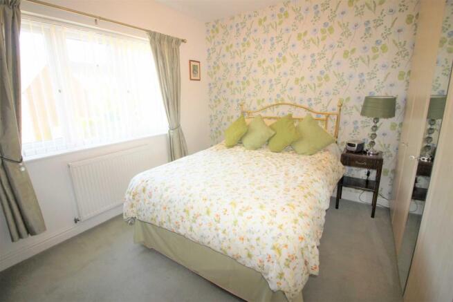 Bedroom 2: