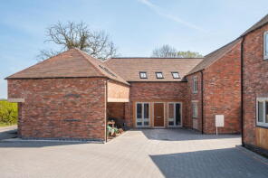5, Red Lion Court, Atherstone Road, Pinwall CV9 3NB
