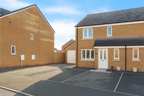 Maes Delfryn, Llanelli