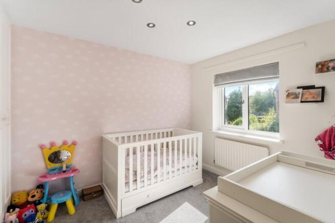 4 bed Detached for sale Image 12