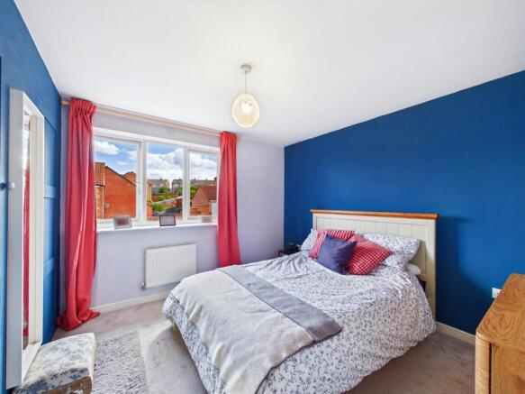 2 bed Semi-Detached for sale Image 8