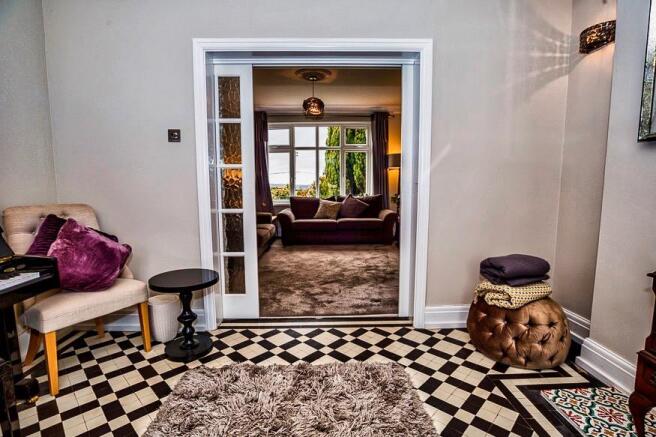 Music room to Lounge