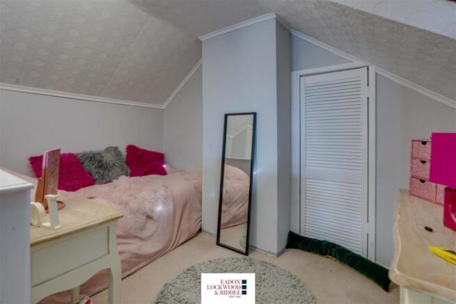 Bedroom 3-2.jpg