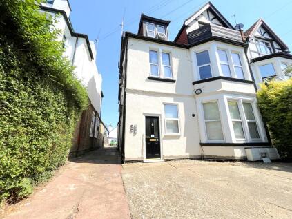 Second Floor, Valkyrie Road, Westcliff-on-sea, Southend-on-sea