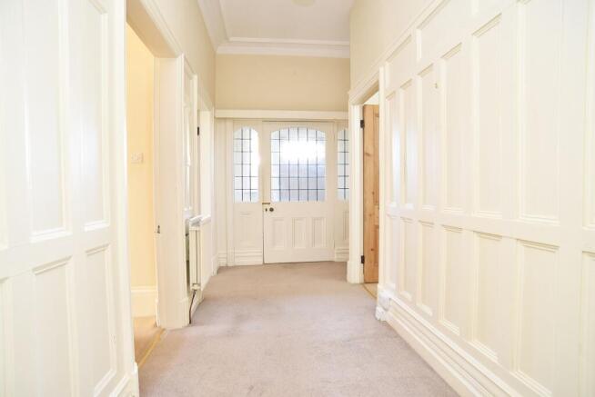 3 bed Flat for sale Image 10