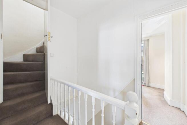 3 bed Terraced for sale Image 4