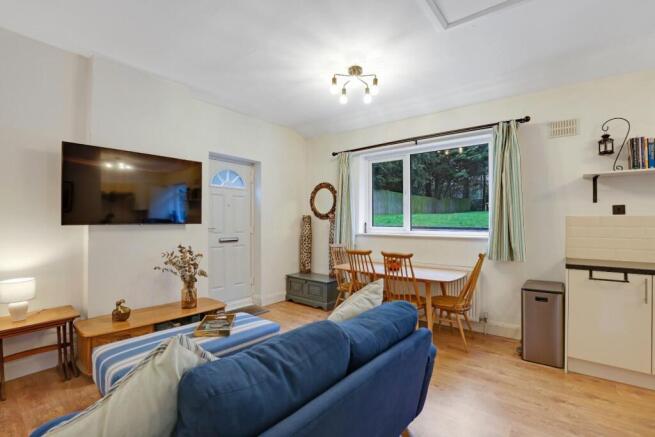 13-c9d5JHPropWorld - 3, 7 Sydenham Avenue - 13.jpg