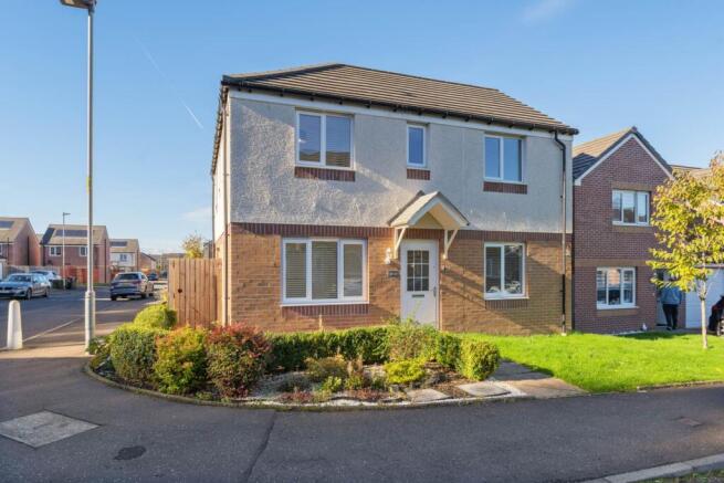 4 Bedroom Detached in G53 7YY