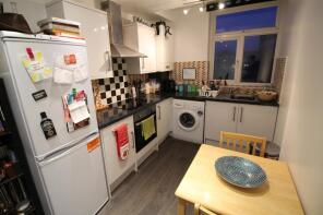Flat 2, 5a, Lawford Street, St Pauls, Bristol BS2 0DH