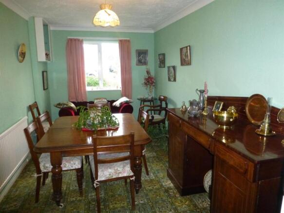 Dining Room / Bedroo