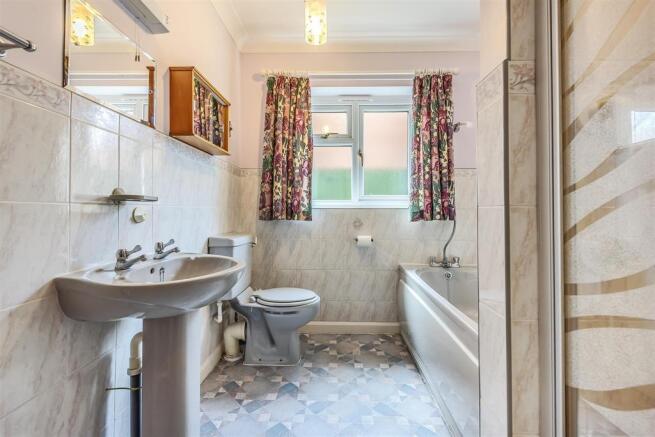 Bath and shower room