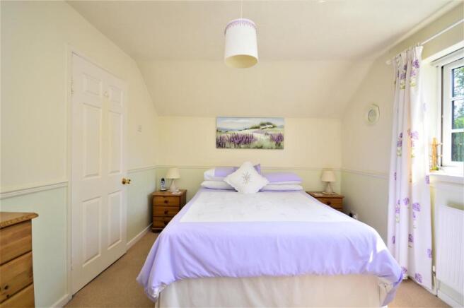 23 Bed 1 Bramble.JPG