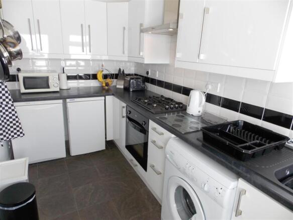 kitchen1.JPG
