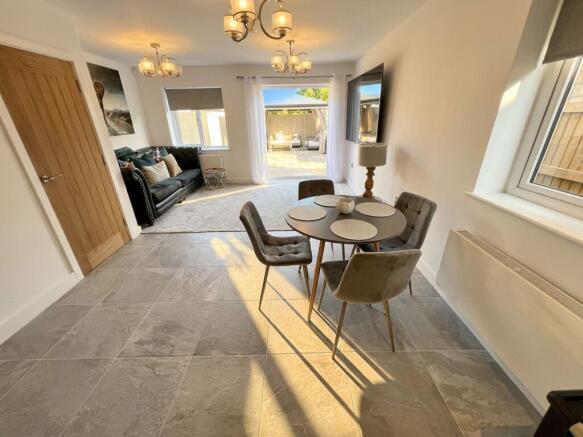 4 bed Detached for sale Image 4