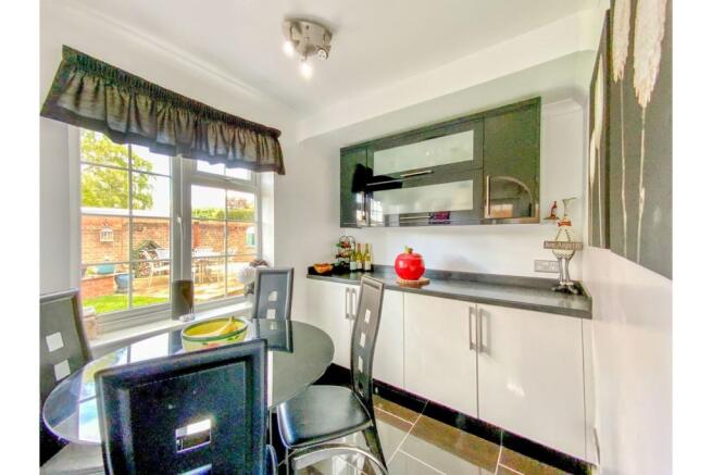 Breakfast Room