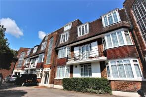 4, Bush Court, Crown Lane, London N14 5EY