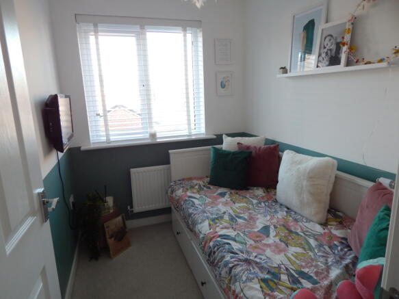 bed 3.JPG
