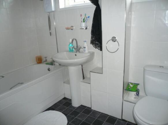 Photo 4