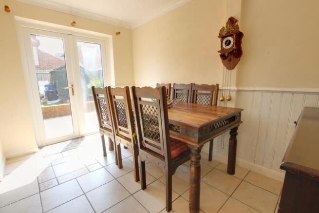 BREAKFAST ROOM