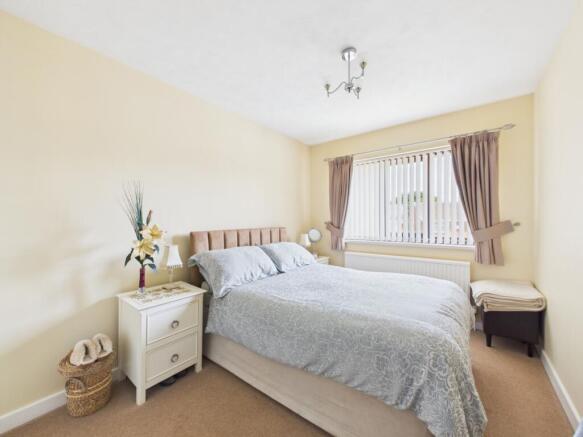 4 bed Detached for sale Image 10