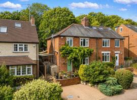 17, Marquis Lane, Harpenden AL5 5AA