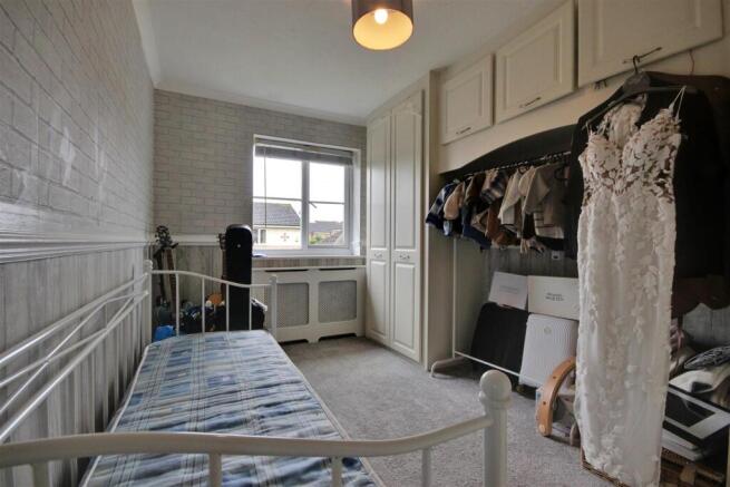 3 bed Semi-Detached for sale Image 11