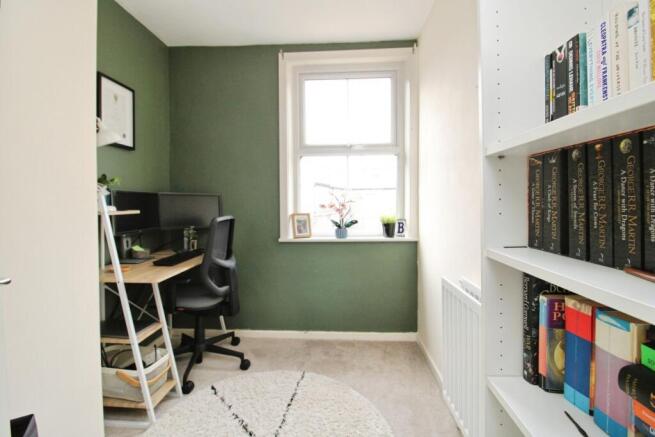2 bed Terraced for sale Image 6