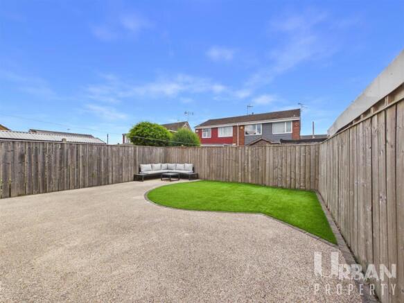 3 bed Semi-Detached for sale Image 12