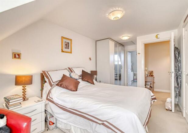 75 Rastrick Close-12.jpg