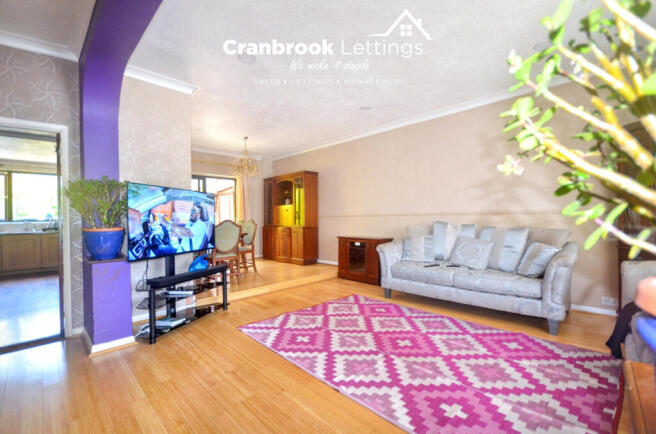 Three bedroom semi-detached to rent Easternville