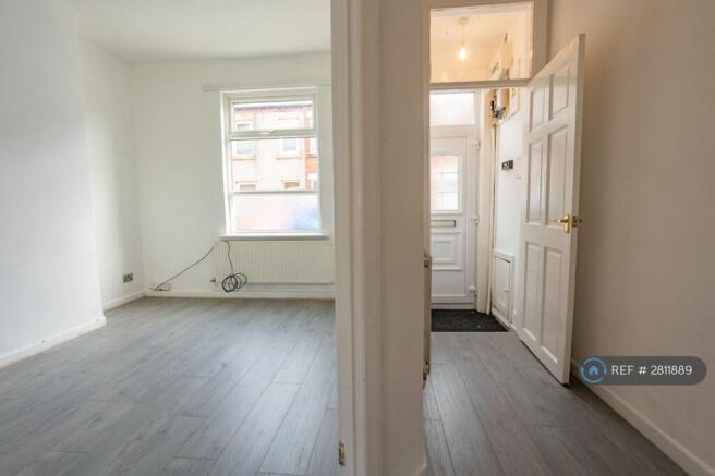 Light And Spacious Lounge